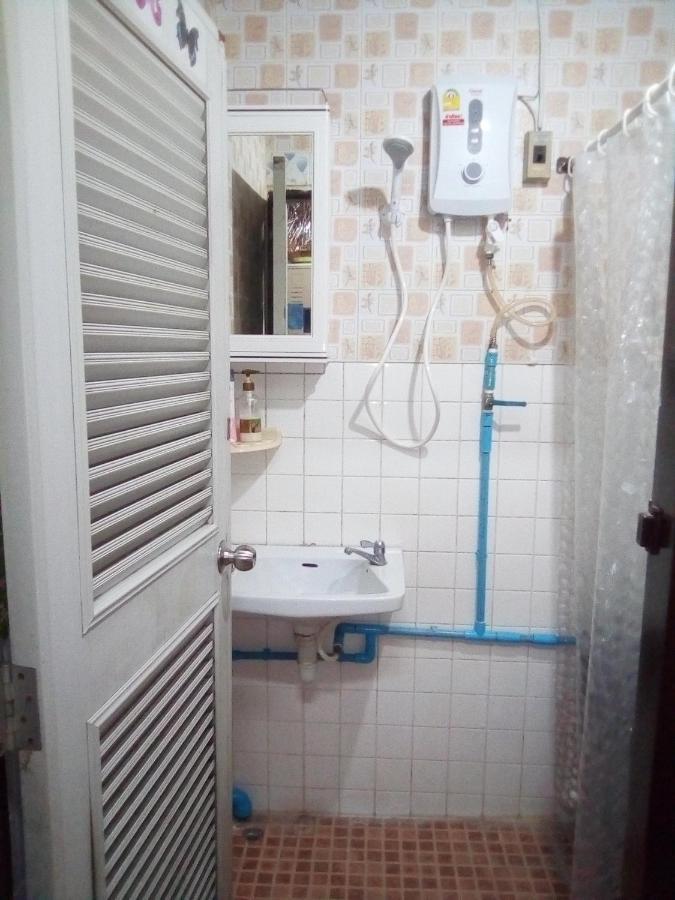 Ban Kru Ae Mixed Dorm Bangkok Exterior foto